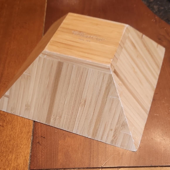 Pampered Chef Square Bamboo Bowl - Picture 2 of 6